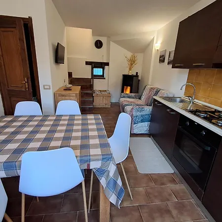 Casa Tra I Boschi アパート